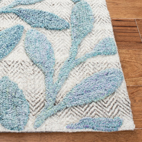 Safavieh Southampton 4'-0" x 6'-0" Rug in Blue
