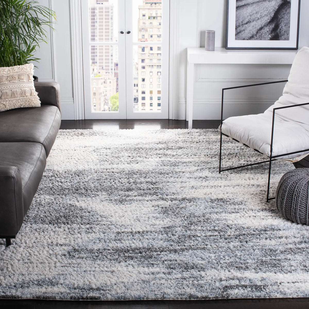 Safavieh Berber Shag 200 10'-0" x 14'-0" Rug in Ivory / Grey
