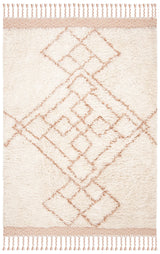 Safavieh Casablanca 4'-0" x 6'-0" Rug in Rust / Ivory
