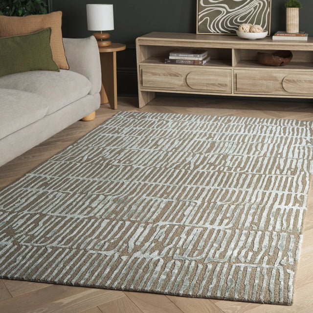 Safavieh Soho 4'-0" x 6'-0" Rug in Green / Brown