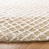 Safavieh Micro-Loop 5'-0" x 5'-0" Rug in Beige / Ivory
