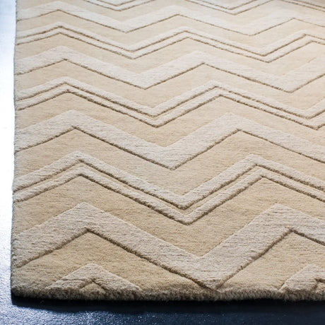 Safavieh Impressions 5'-0" x 8'-0" Rug in Dark Gold