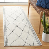 Safavieh Melody 2'-2" x 8'-0" Rug in Ivory / Black