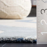 Safavieh Rodeo Drive 5'-0" x 8'-0" Rug in Ivory / Blue