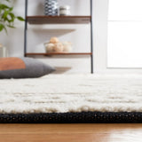 Safavieh Natura 4'-0" x 6'-0" Rug in Black / Ivory
