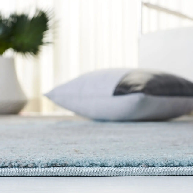 Safavieh Glacier 4'-0" x 6'-0" Rug in Blue / Pink