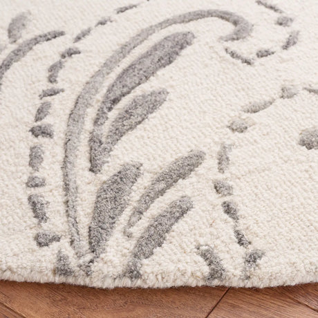 Safavieh Jardin 6'-0" x 6'-0" Rug in Ivory / Grey