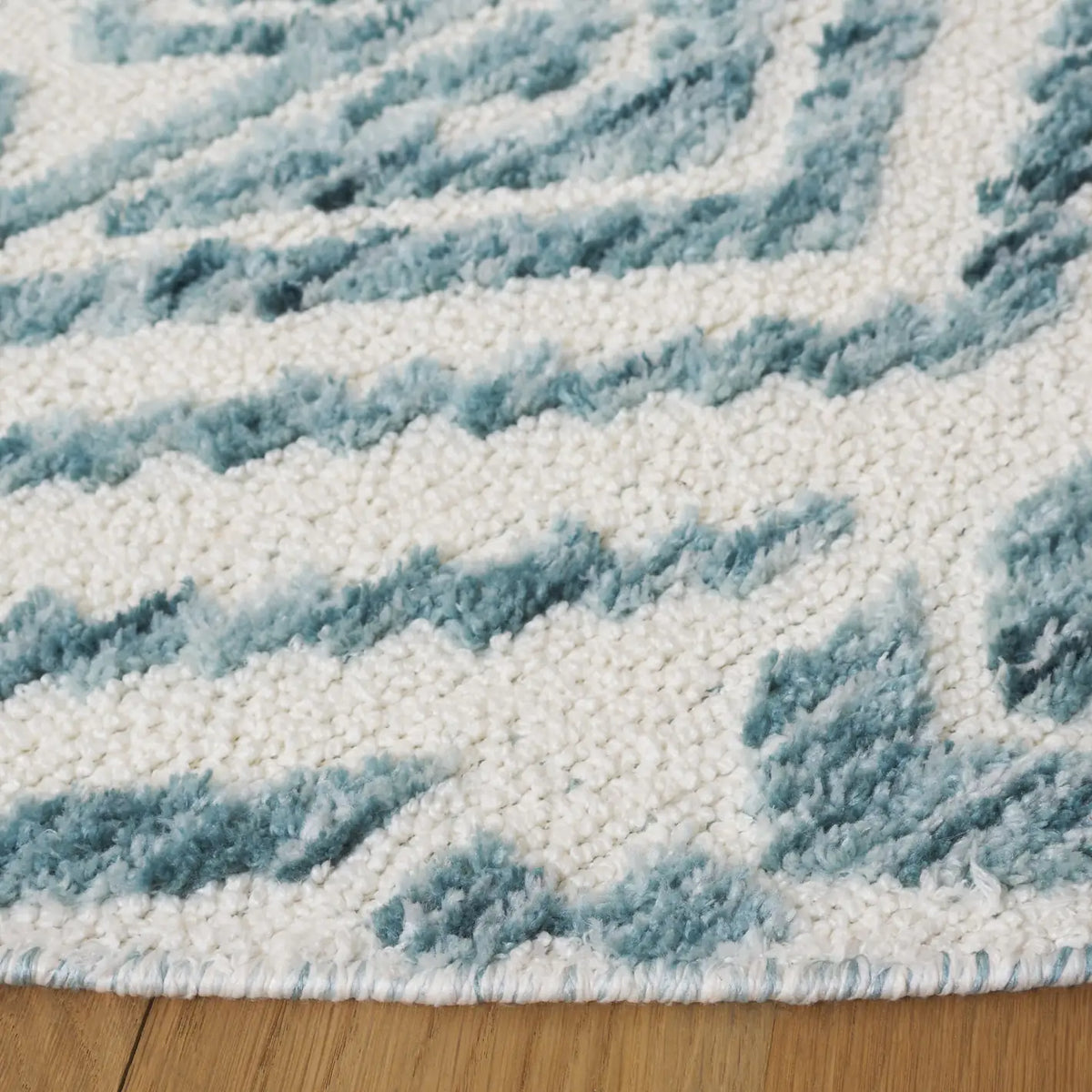 Safavieh Audrey 6'-0" x 6'-0" Rug in Ivory / Blue