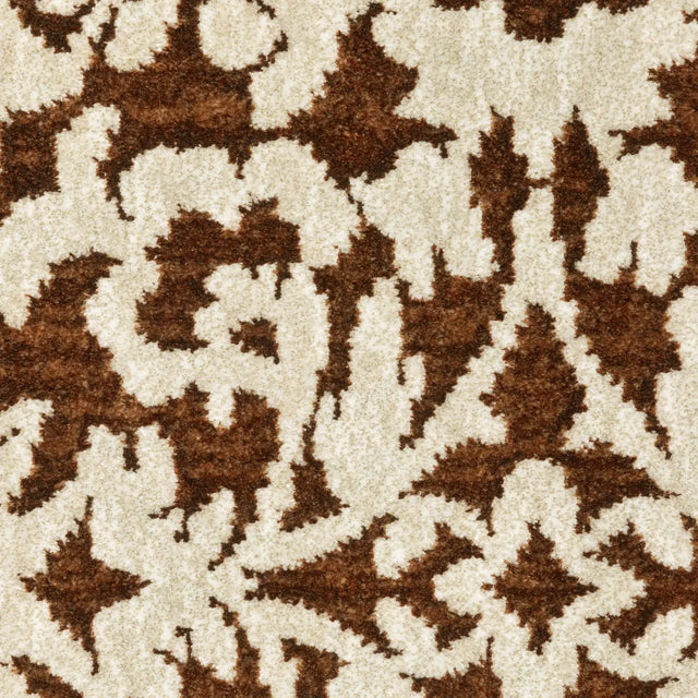 Oriental Weavers Sphinx Intrigue Int02 Rust/ Ivory Rug - room scene 2