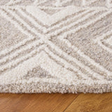 Safavieh Metro 6'-0" x 6'-0" Rug in Light Grey / Ivory