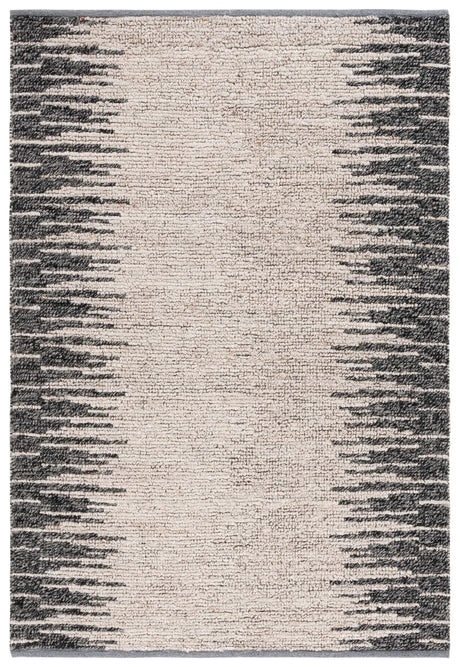 Safavieh Natural Fiber 4'-0" x 6'-0" Rug in Light Grey / Black