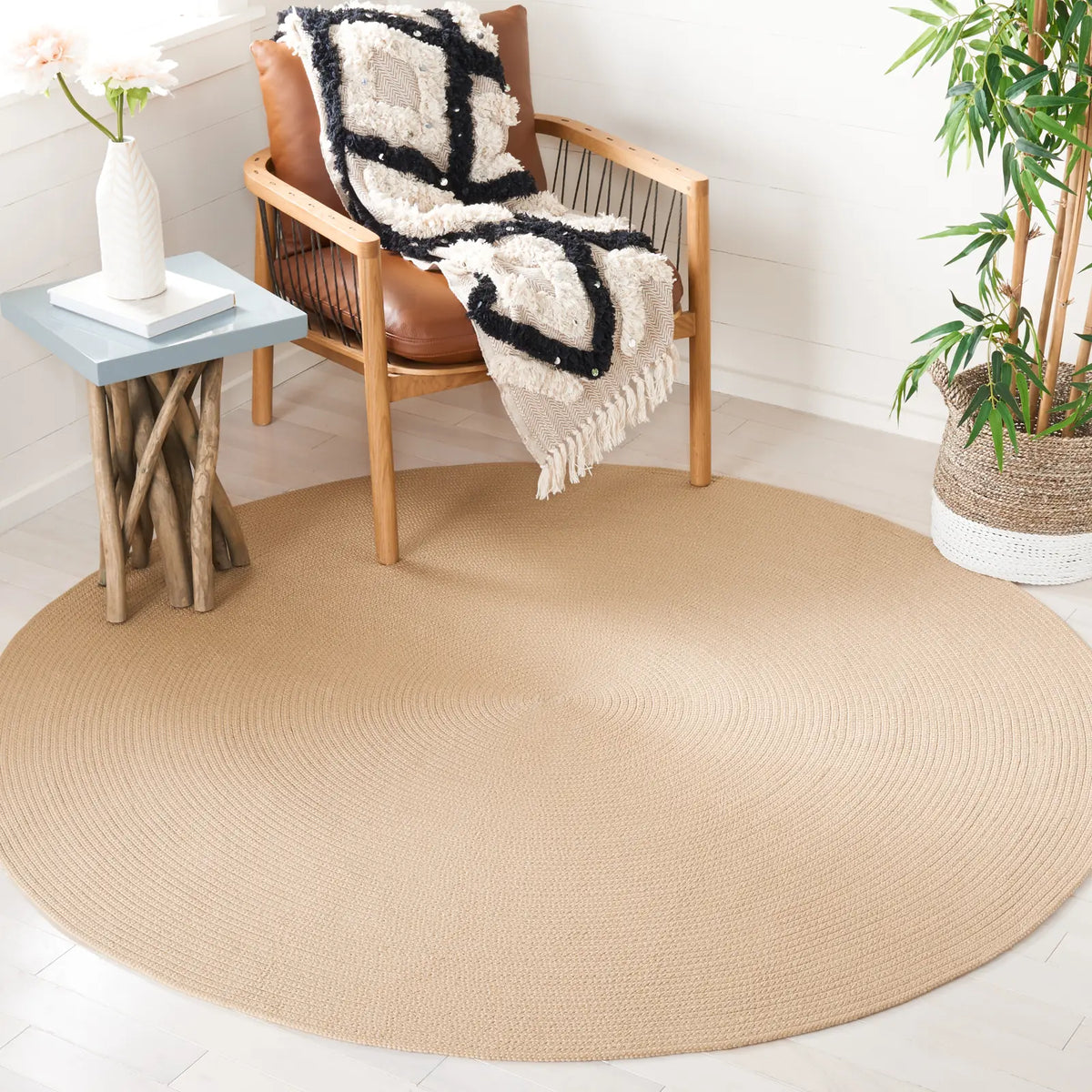 Safavieh Braided 5'-0" x 5'-0" Rug in Beige