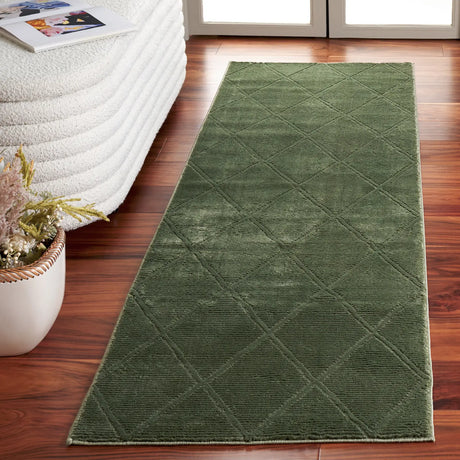 Safavieh Revive 2'-3" x 10'-0" Rug in Green