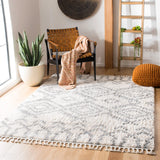 Safavieh Berber Fringe Shag 4'-0" x 6'-0" Rug in Cream / Grey