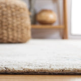 Safavieh Micro-Loop 4'-0" x 6'-0" Rug in Ivory / Blue