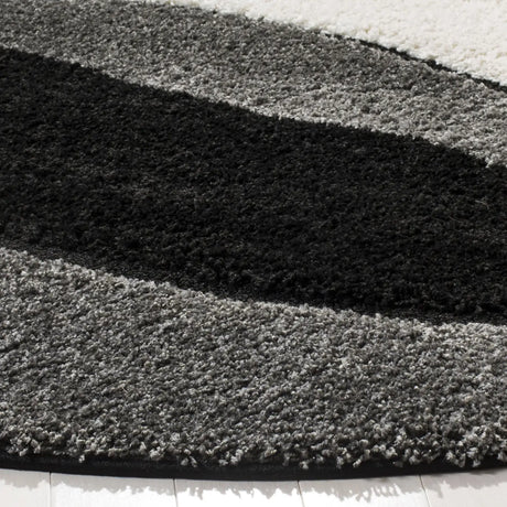 Safavieh Florida Shag 5'-0" x 5'-0" Rug in Grey / Black