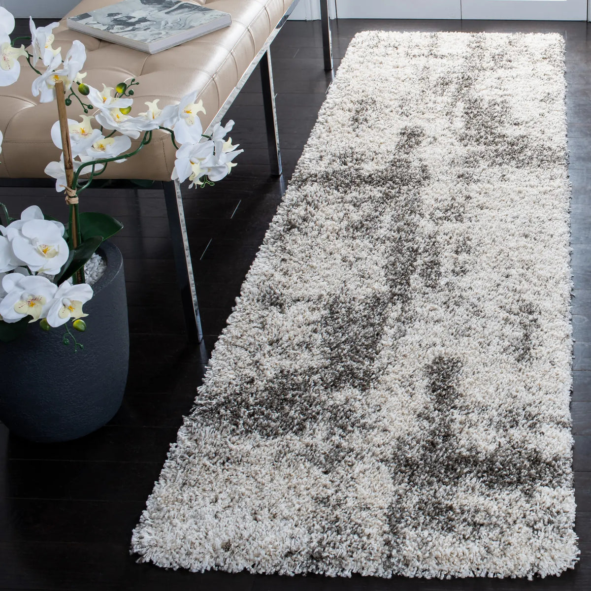 Safavieh Hudson Shag 2'-3" x 10'-0" Rug in Ivory / Grey