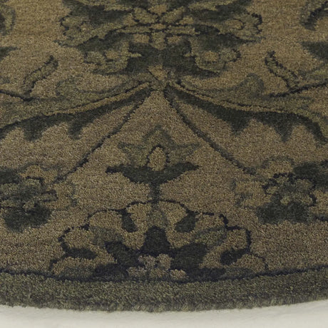 Safavieh Antiquity 6'-0" x 6'-0" Rug in Olive / Green