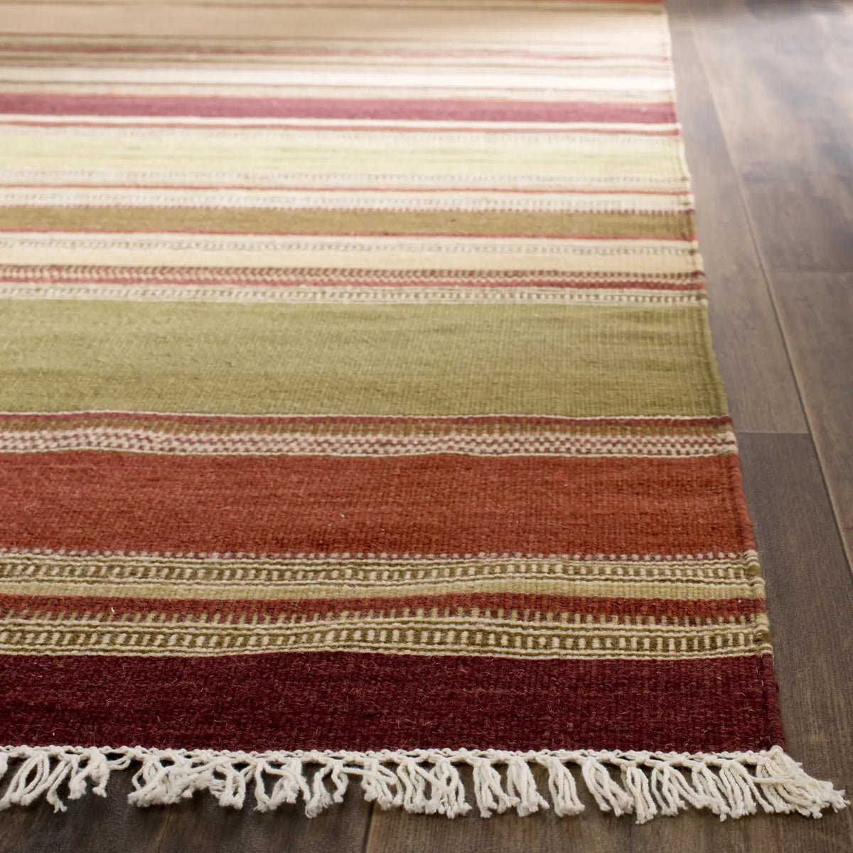Safavieh Striped Kilim 4'-0" x 6'-0" Rug in Red