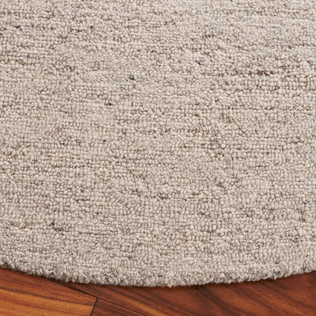 Safavieh Himalaya 6'-0" x 6'-0" Rug in Beige / Light Grey