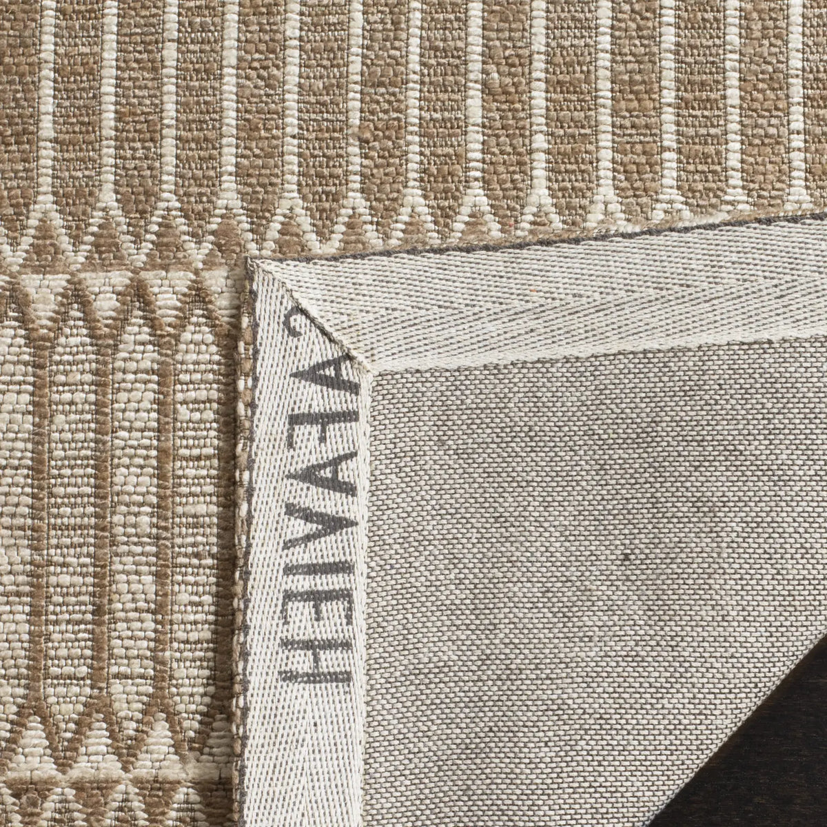 Safavieh Marbella 5'-0" x 8'-0" Rug in Brown