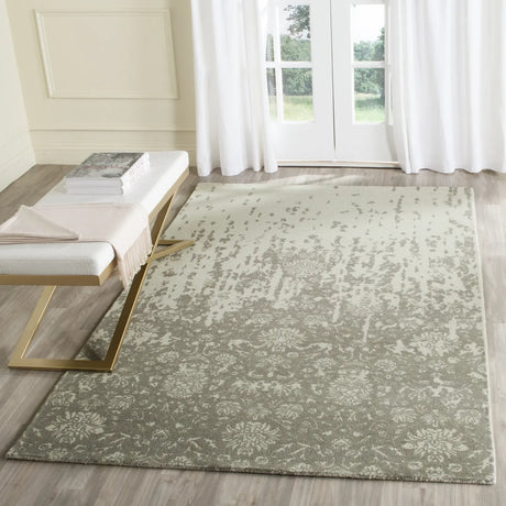 Safavieh Restoration Vintage 4'-0" x 6'-0" Rug in Light Sage / Grey
