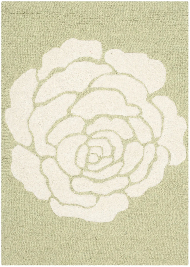 Safavieh Cambridge 2'-0" x 3'-0" Rug in Lime / Ivory