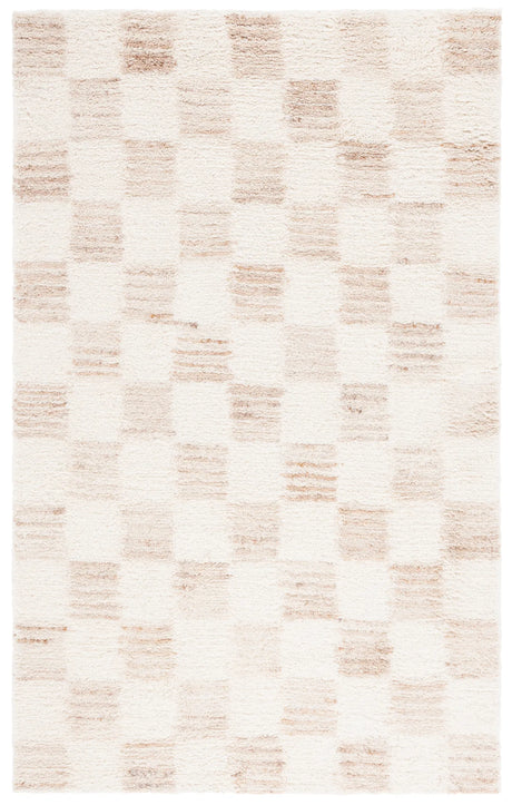 Safavieh Vermont 4'-0" x 6'-0" Rug in Beige / Ivory