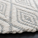 Safavieh Marbella 6'-0" x 6'-0" Rug in Light Blue / Ivory