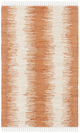 Safavieh Montauk 2'-6" x 4'-0" Rug in Orange