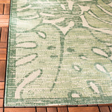 Safavieh Courtyard 4'-0" x 5'-7" Rug in Beige / Green