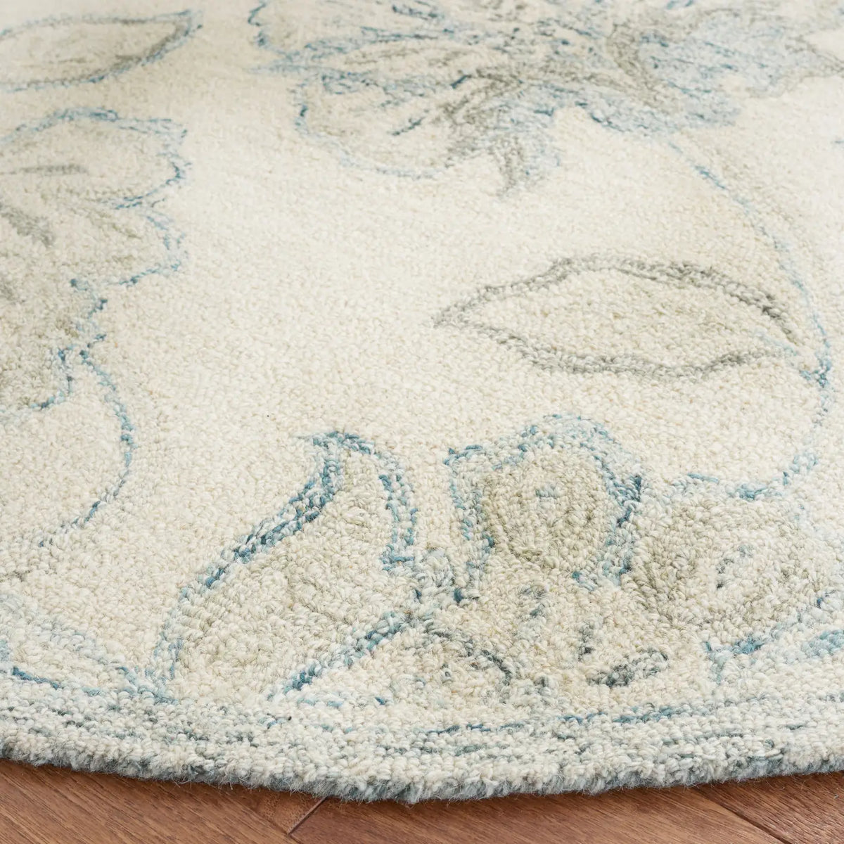 Safavieh Micro-Loop 6'-0" x 6'-0" Rug in Ivory / Blue