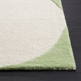 Safavieh Rodeo Drive 4'-0" x 6'-0" Rug in Green / Black
