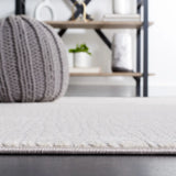 Safavieh Continental 4'-0" x 6'-0" Rug in Ivory / Grey
