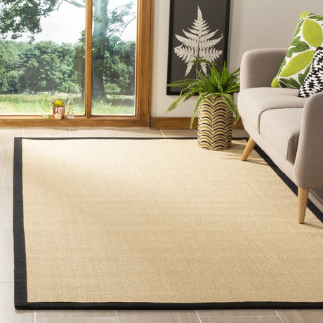 Safavieh Natural Fiber 4'-0" x 6'-0" Rug in Beige / Black