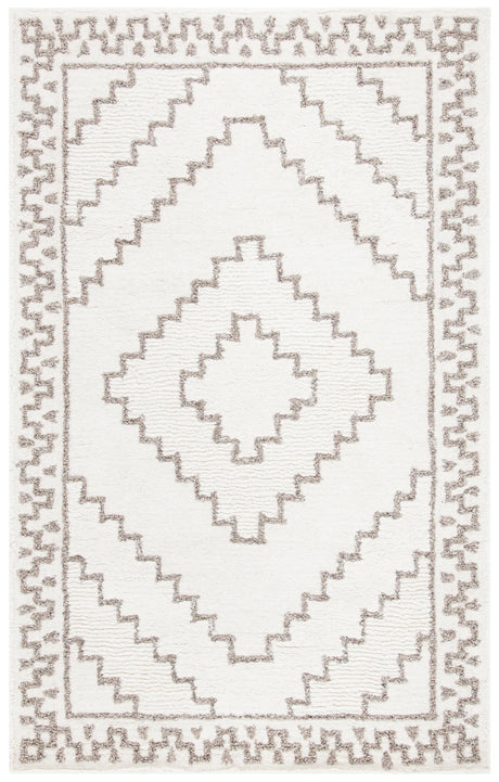 Safavieh Casablanca 4'-0" x 6'-0" Rug in Ivory / Taupe