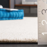 Safavieh Textural 4'-0" x 6'-0" Rug in Ivory