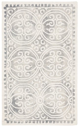 Safavieh Dip Dye 3'-0" x 5'-0" Rug in Silver / Ivory