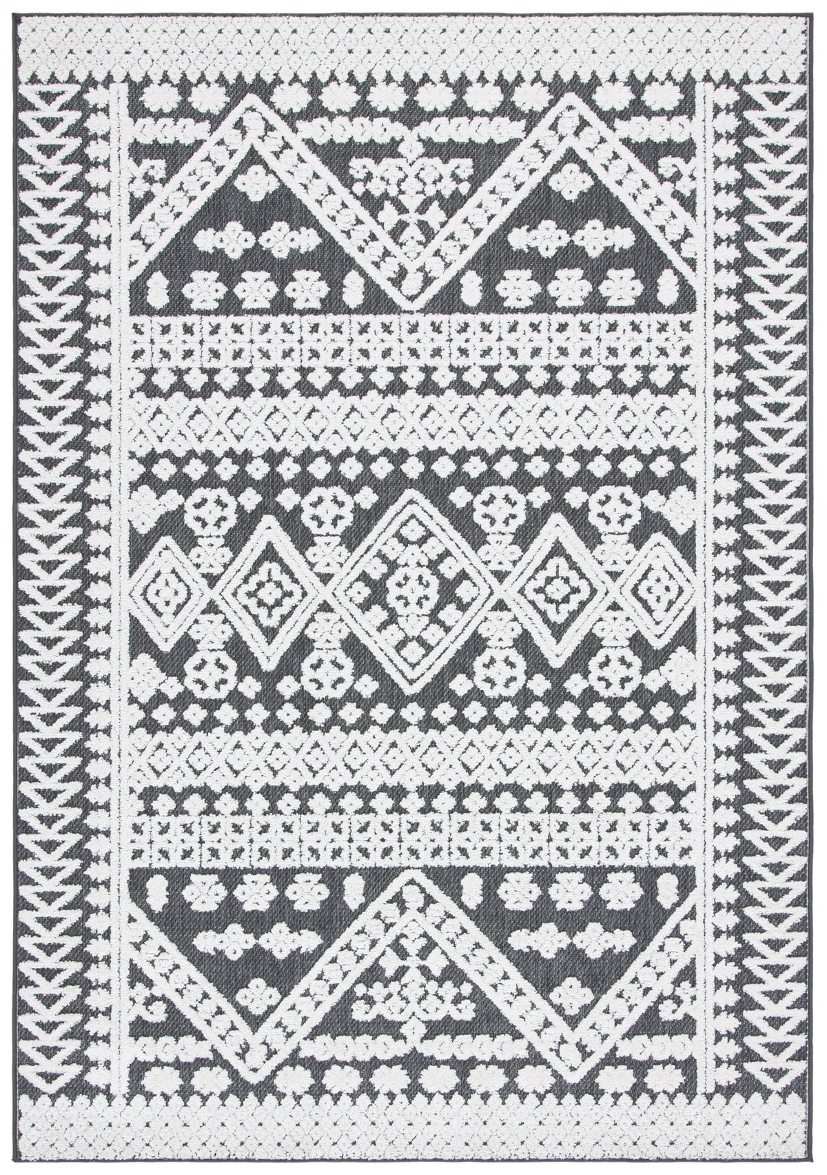 Safavieh Cabana 4'-5" x 6'-5" Rug in Ivory / Grey