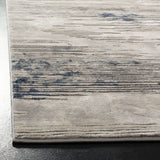 Safavieh Meadow 100 5'-3" x 7'-6" Rug in Grey / Ivory