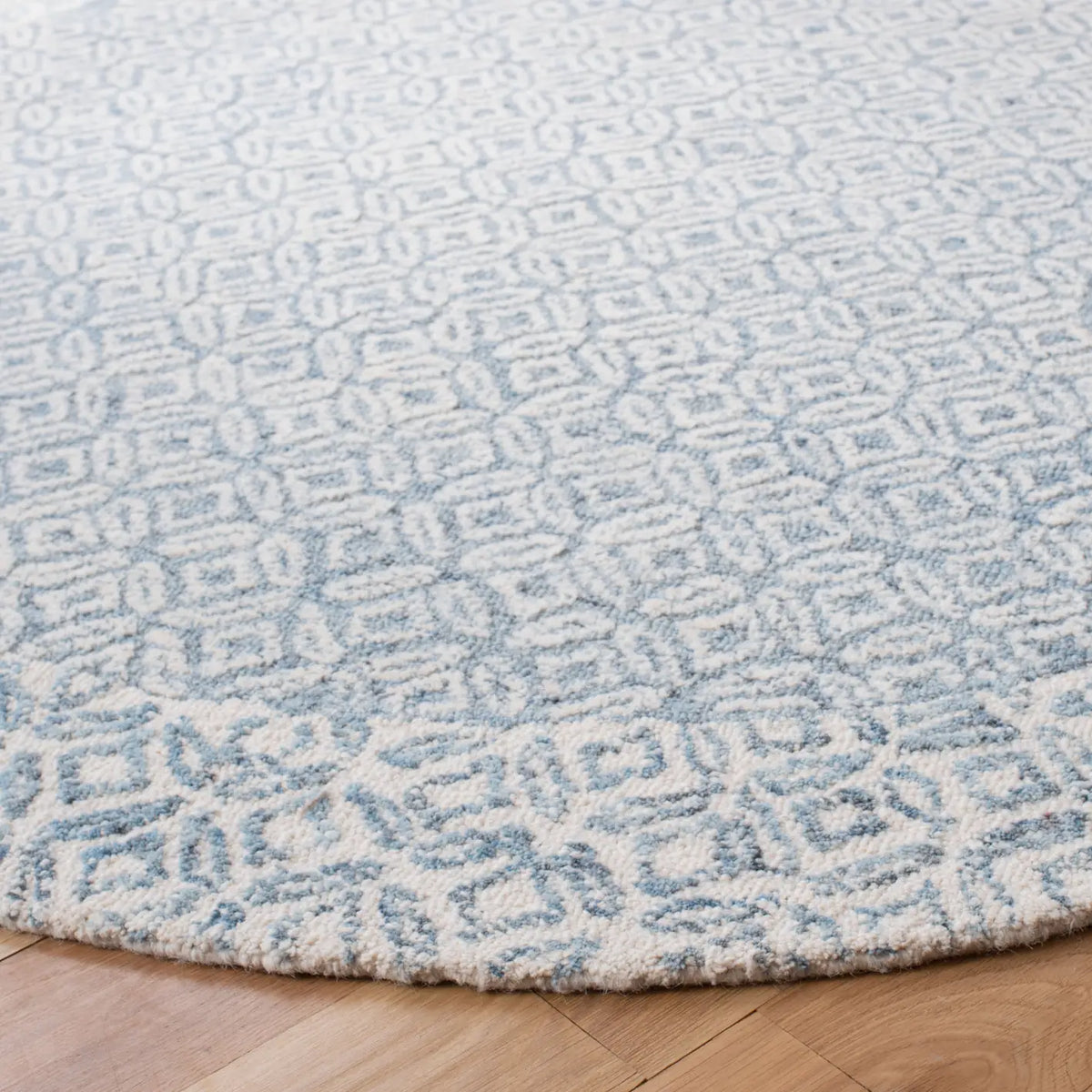 Safavieh Abstract 6'-0" x 6'-0" Rug in Blue / Ivory