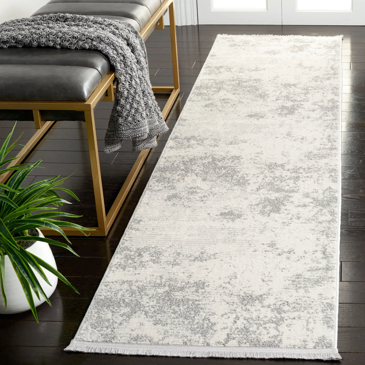 Safavieh Whisper 2'-2" x 8'-0" Rug in Ivory / Grey