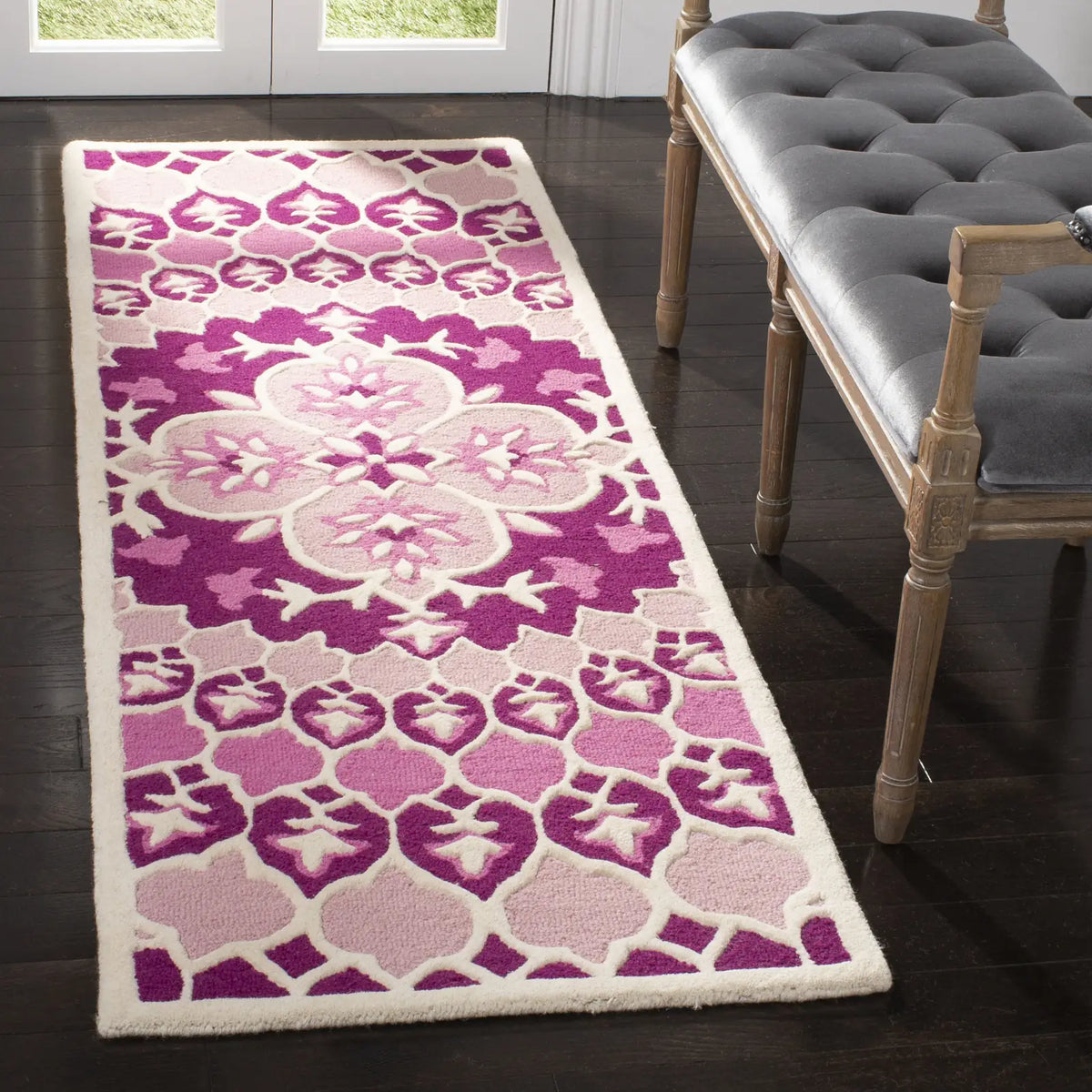 Safavieh Bellagio 2'-3" x 7'-0" Rug in Pink / Ivory