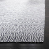 Safavieh Oasis 6'-0" x 9'-0" Rug in Dark Grey / Ivory