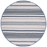 Safavieh Montauk 6'-0" x 6'-0" Rug in Grey / Ivory