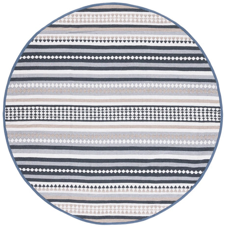 Safavieh Montauk 6'-0" x 6'-0" Rug in Grey / Ivory