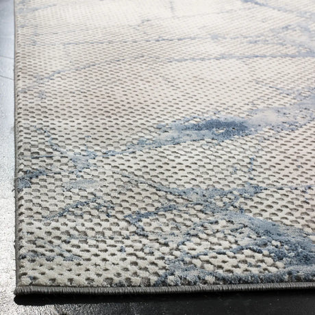 Safavieh Meadow 100 5'-3" x 7'-6" Rug in Navy / Ivory