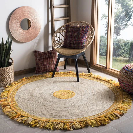 Safavieh Cape Cod 5'-0" x 5'-0" Rug in Gold / Natural