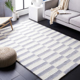 Safavieh Vermont 4'-0" x 6'-0" Rug in Ivory / Grey