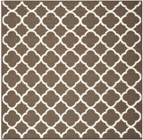 Safavieh Dhurries 7'-0" x 7'-0" Rug in Brown / Ivory